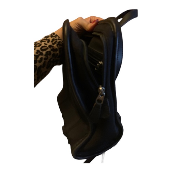 Chic and Timeless: Coach Black Fabric and Leather Trim Backpack - NWOT - Picture 6 of 6